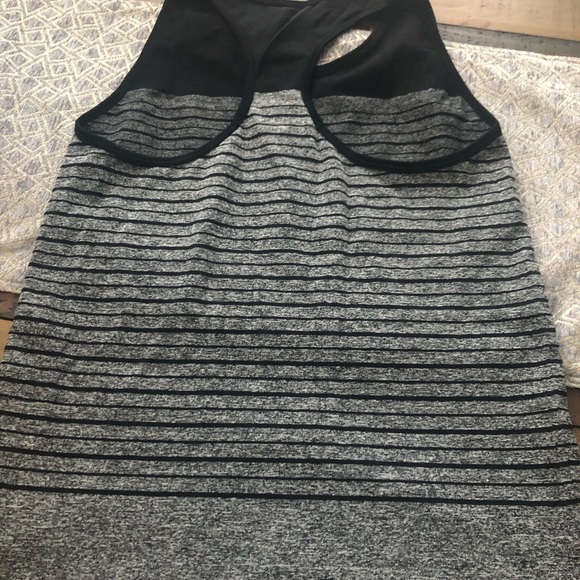 Tank top - Picture 2 of 4